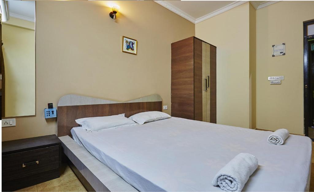 Ocean Crest Hotel Колва Экстерьер фото